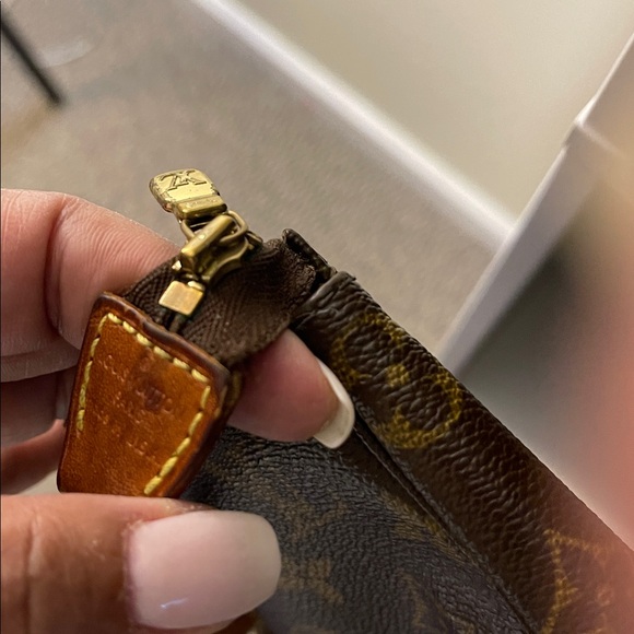 Louis Vuitton Dark Brown Monogram Shoulder Pochette Bag - Picture 11 of 16